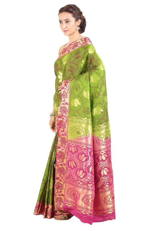 Picture of Parrot Green Color Kanchipuram/Kanjeevaram Silk Saree with Pink Border